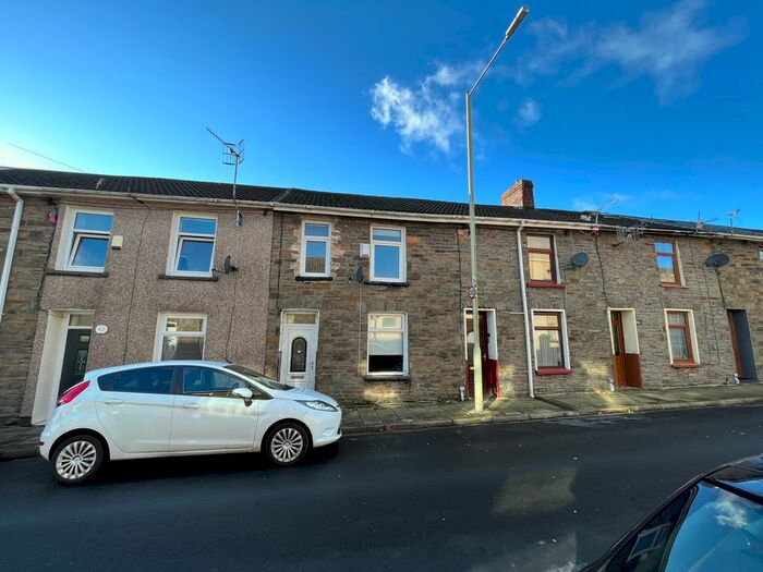 2 Bedroom Terraced House To Rent In Fountain Street, Ferndale, CF43