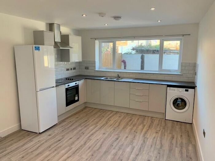 3 Bedroom Semi-Detached House To Rent In Singleton Road, Cardiff, CF24