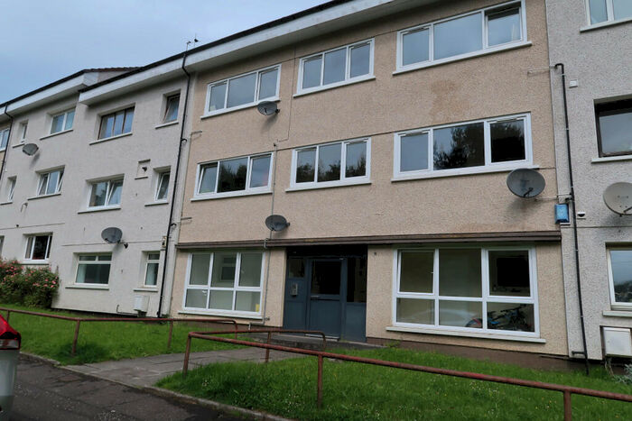 2 Bedroom Flat To Rent In Linnhead Drive, Priesthill, G53