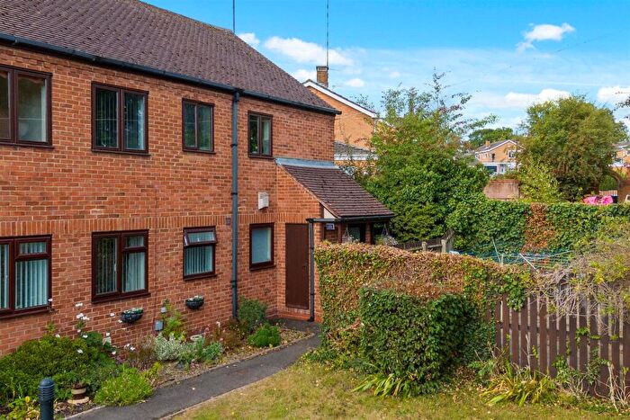 2 Bedroom Maisonette For Sale In Brentwood Avenue, CV3