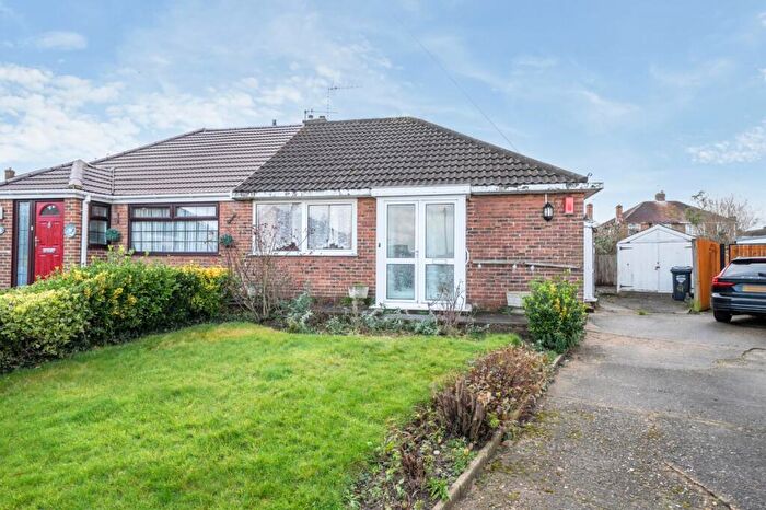 2 Bedroom Bungalow To Rent In Ribblesdale Road Dartford, DA2