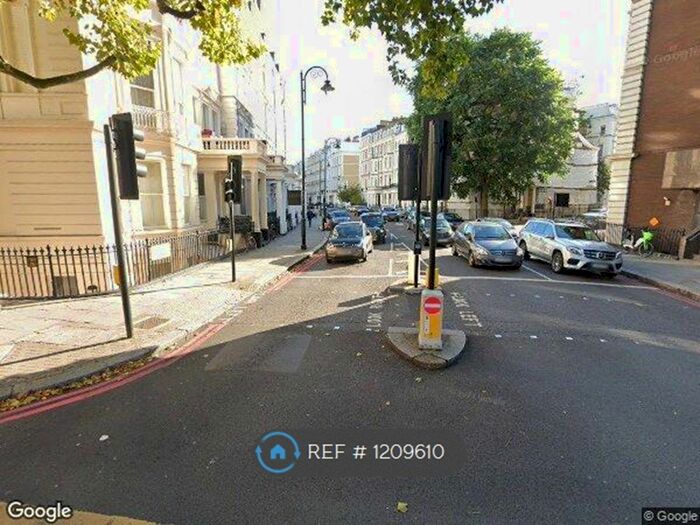 3 Bedroom Flat To Rent In Collingham Road, London, SW5