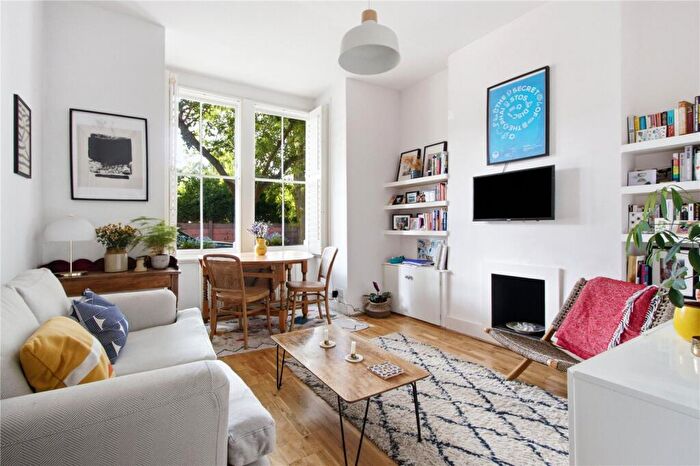 1 Bedroom Apartment To Rent In Hatley Road, London, N4