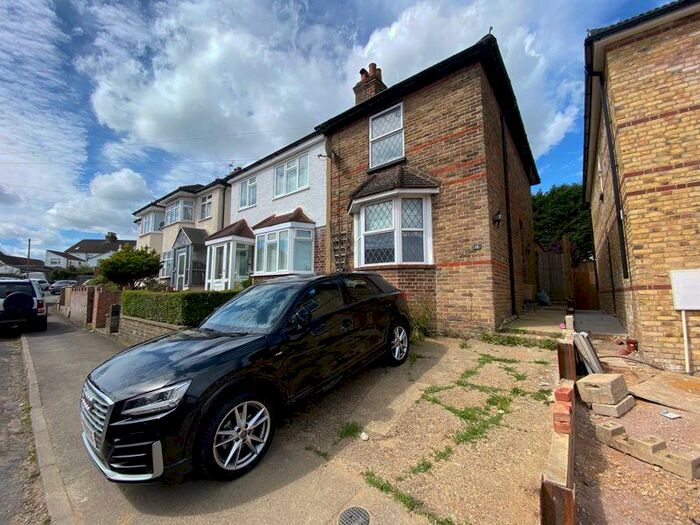 3 Bedroom Semi-Detached House To Rent In Caterham On The Hill, CR3