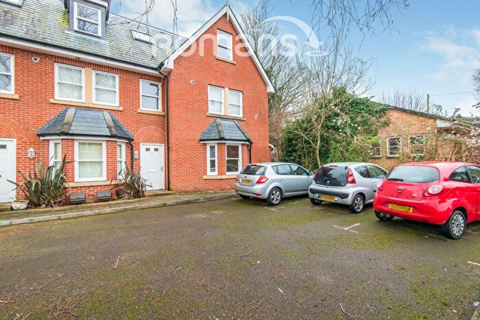 2 Bedroom Flat To Rent In Cranworth House, Cranworth Road, Winchester, SO22