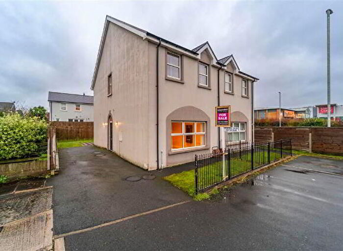 3 Bedroom Semi-Detached House For Sale In Tudor Park, Bangor, BT20