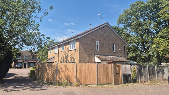 1 Bedroom Cluster House To Rent In Longbrooke, Houghton Regis, LU5