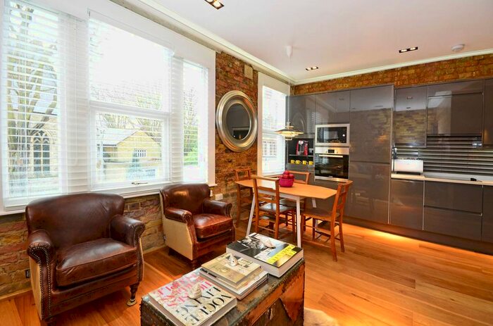 1 Bedroom Flat To Rent In Upper Richmond Road, Putney, London, SW15