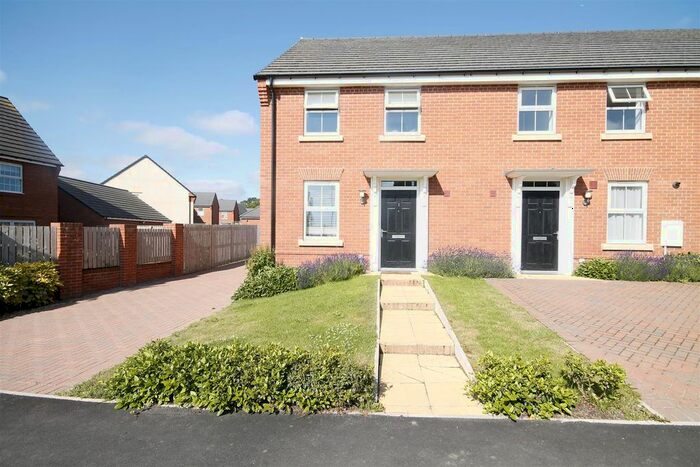 3 Bedroom End Terrace House To Rent In St. Georges Way, Mount Oswald, Durham, DH1