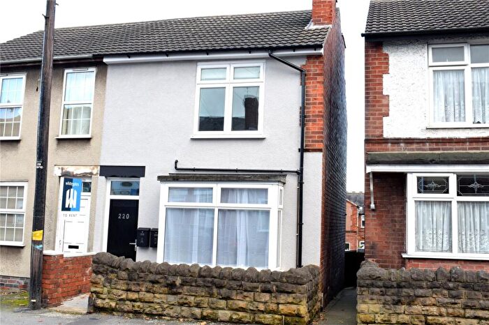 2 Bedroom Apartment To Rent In Cotmanhay Road, Ilkeston, Derbyshire, DE7