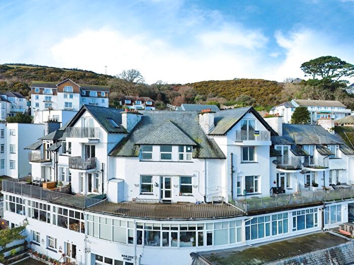 2 Bedroom Flat For Sale In Marine Drive, Looe, Cornwall, PL13