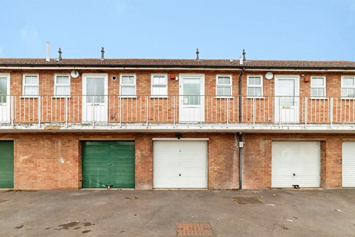 Studio For Sale In Boundary Court, Welwyn Garden City, AL7