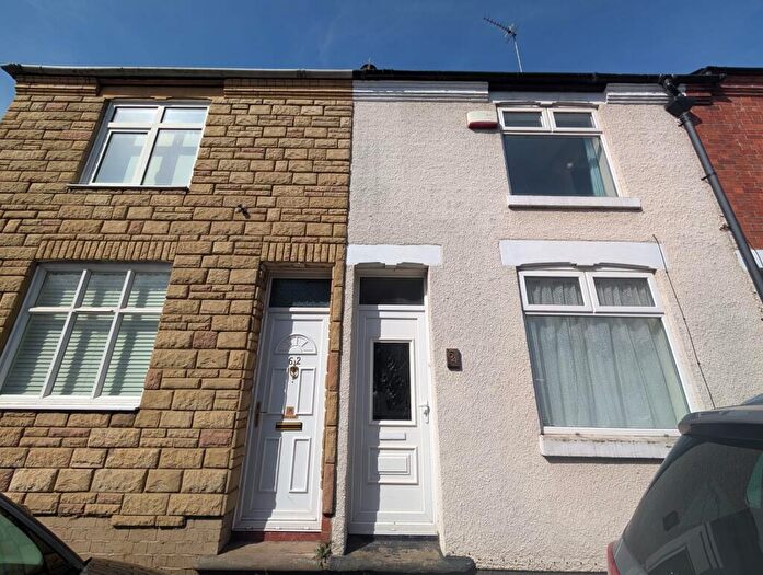2 Bedroom Terraced House To Rent In Nelson Street, Kettering, NN16