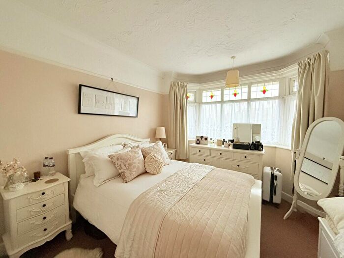 2 Bedroom Detached Bungalow To Rent In Northlands Close, Totton, SO40