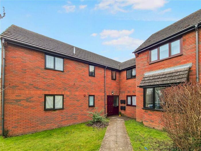 2 Bedroom Apartment To Rent In Lovell Court, Irthlingborough, Northants, NN9