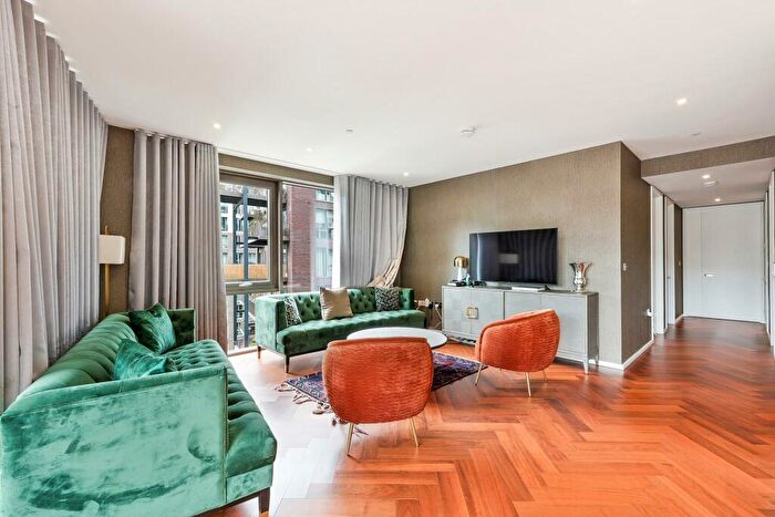 3 Bedroom Apartment For Sale In Capital Building, Embassy Gardens, Nine Elms, London, SW11