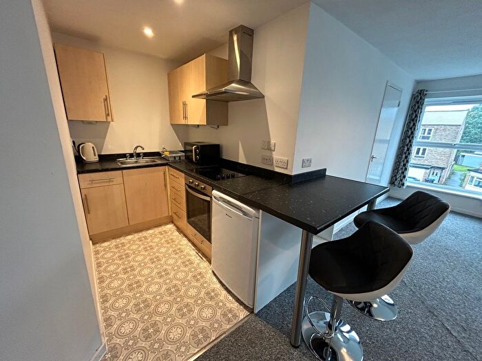 1 Bedroom Flat To Rent In Barton Crescent, Leamington Spa, CV31