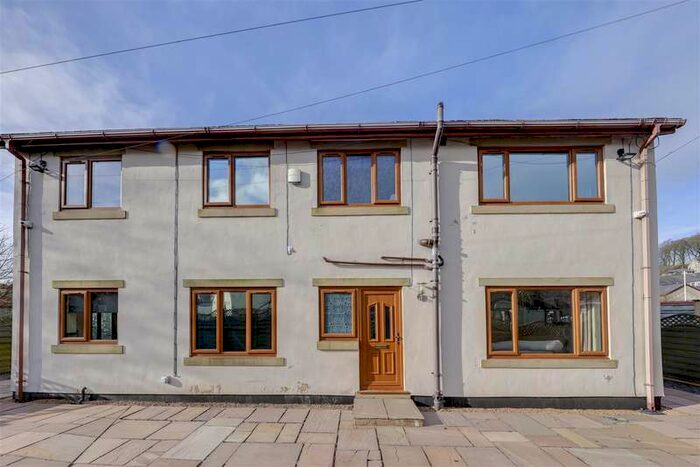 5 Bedroom Detached House To Rent In Worsley Street, Rising Bridge, Accrington, BB5