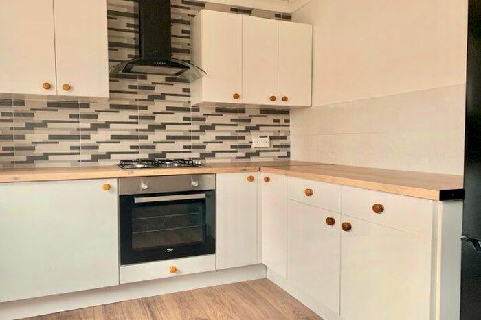 2 Bedroom End Of Terrace House To Rent In Beeston, Nottingham NG9