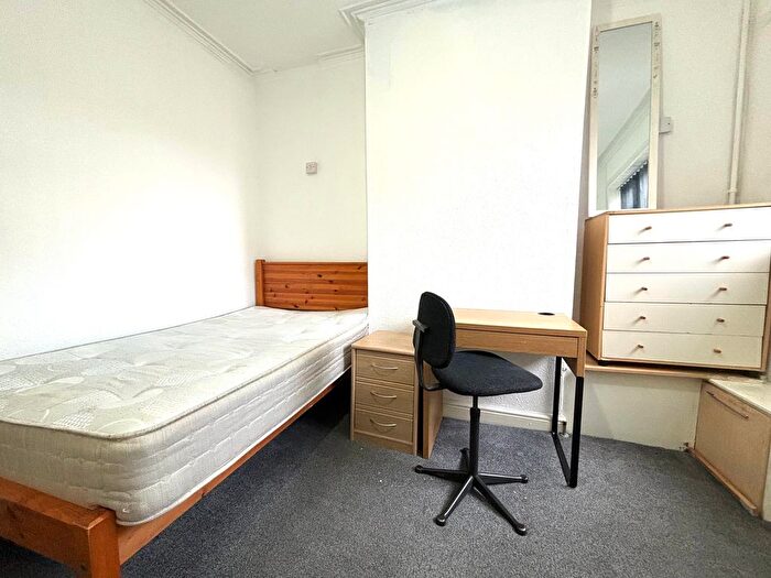 4 Bedroom Property To Rent In Hubert Road, Birmingham, B29