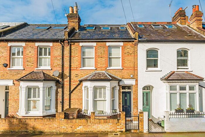 3 Bedroom Property For Sale In Haliburton Road, St Margarets, TW1