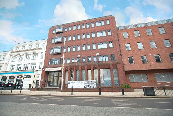 1 Bedroom Flat For Sale In George Street, Hull, HU1