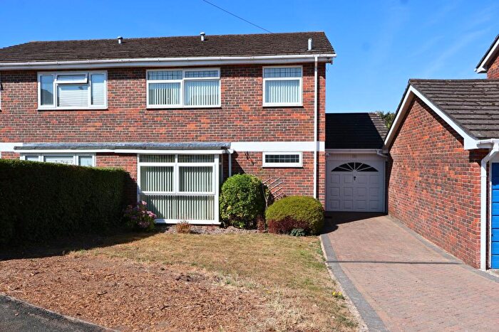 4 Bedroom Semi-Detached House For Sale In Claire Gardens, Horndean, PO8