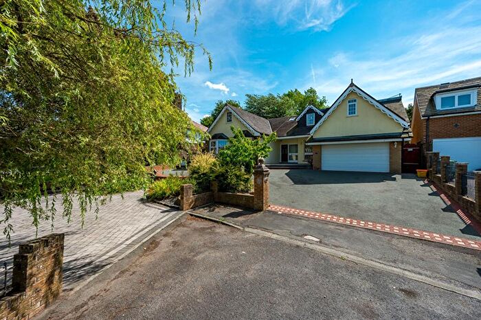 5 Bedroom Detached House For Sale In Garstang Road East, Poulton-Le-Fylde, FY6