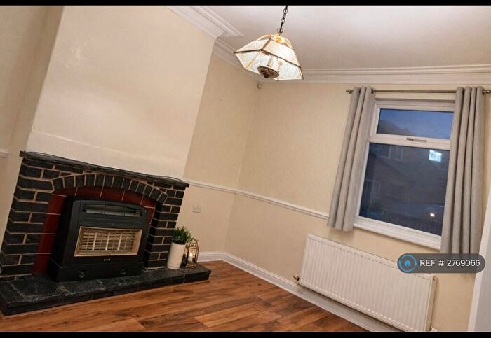 3 Bedroom Terraced House To Rent In Elgin Street, Bolton, BL1