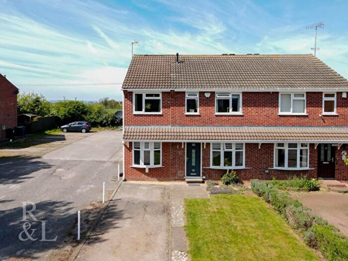 5 Bedroom Semi-Detached House For Sale In White Furrows, Cotgrave, Nottingham, NG12