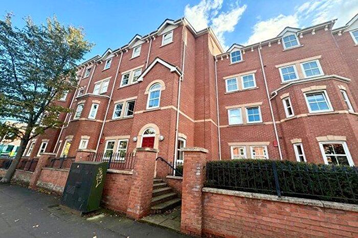 2 Bedroom Flat To Rent In Wilbraham Road, Manchester, M21