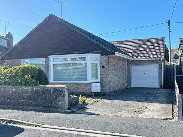 2 Bedroom Detached Bungalow To Rent In South Lawn, Weston-Super-Mare, BS24