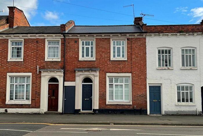 2 Bedroom Terraced House For Sale In Leicester Street, Town Centre, Leamington Spa, CV32