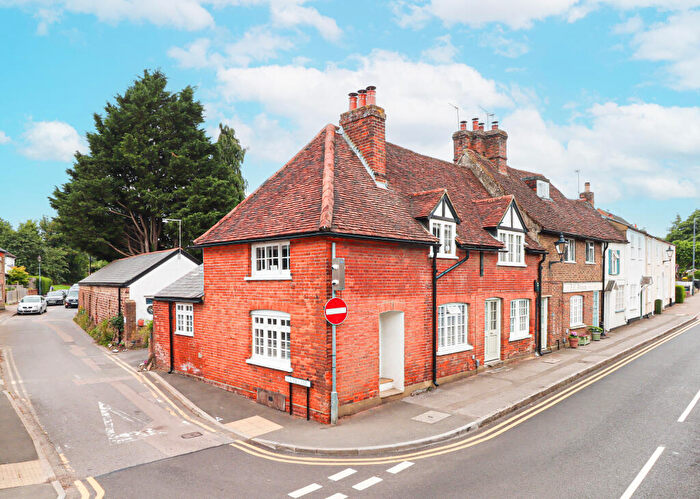 2 Bedroom End Of Terrace House To Rent In High Street, Redbourn, St. Albans, AL3