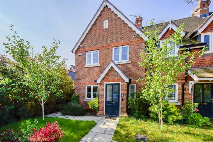 3 Bedroom End Of Terrace House To Rent In Post House Mews, Windlesham, GU20