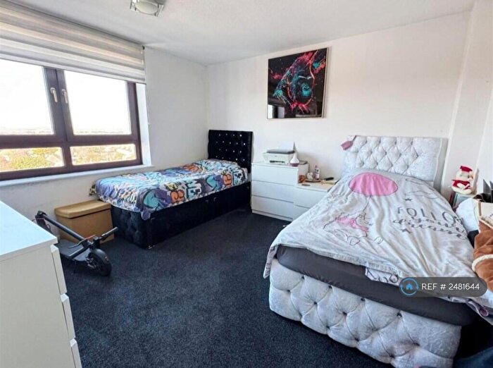 2 Bedroom Flat To Rent In Littlehampton, Littlehampton, BN17