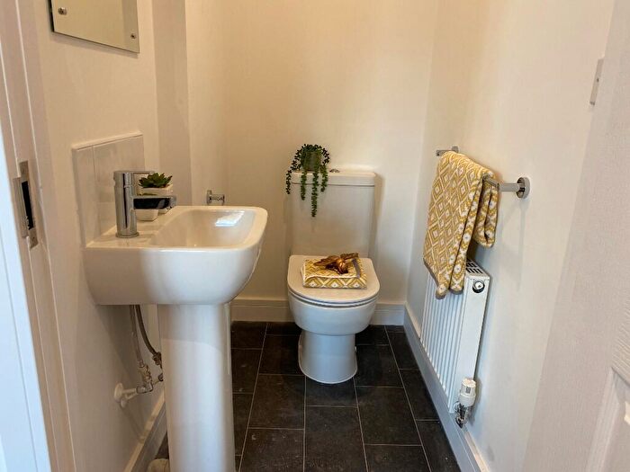 2 Bedroom End Of Terrace House To Rent In Fisherman Road, Ingram Park, Boston, Lincolnshire, PE21
