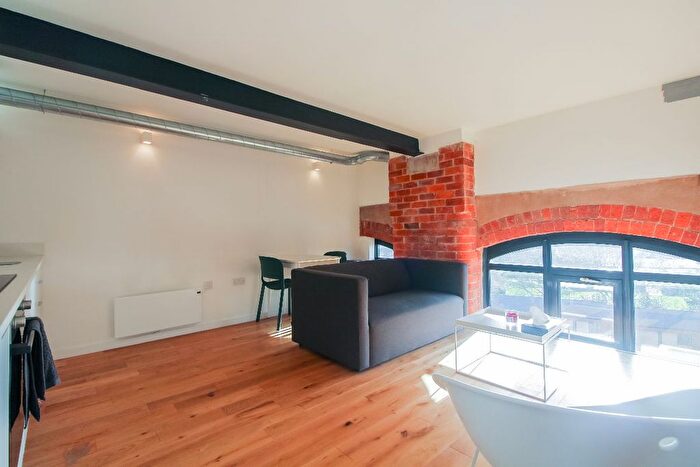 1 Bedroom Flat To Rent In Elisabeth Mill, Elisabeth Gardens, Stockport, SK5