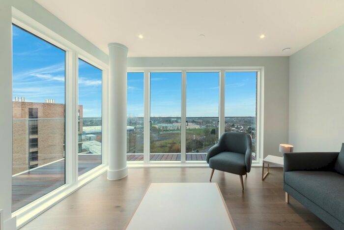 1 Bedroom Flat To Rent In Hopgood Tower, Kidbrooke Village, Greenwich SE3