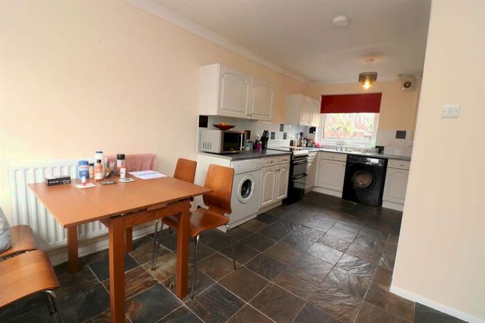 3 Bedroom Mews To Rent In Essex Close, Blackburn, BB2