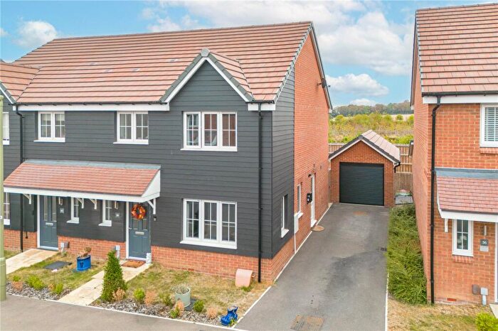3 Bedroom Semi-Detached House For Sale In The Elms, Wantage, Oxfordshire, OX12