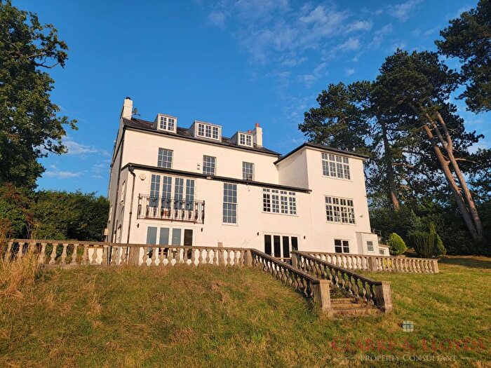 5 Bedroom Detached House To Rent In Keston, BR2