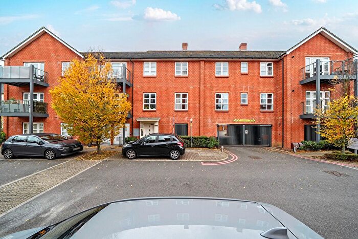 1 Bedroom Flat For Sale In Brickfield Road, Mitcham, CR4