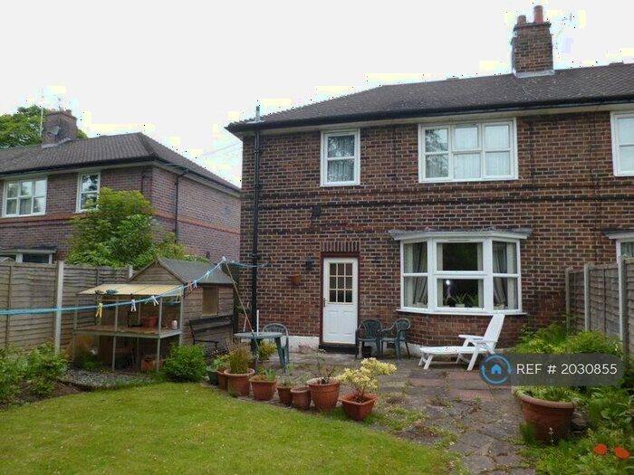 2 Bedroom Semi-Detached House To Rent In Sutton Drive, Stoke On Trent, ST4