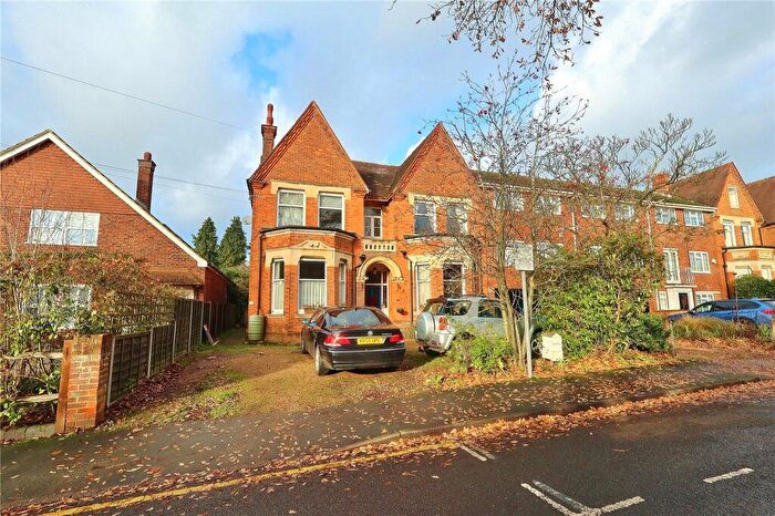 1 Bedroom Maisonette To Rent In Mount Hermon Road, Woking, Surrey, GU22