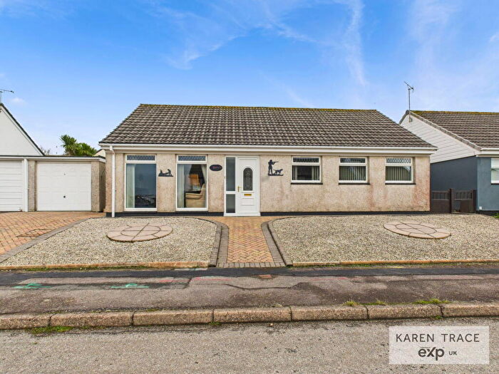 3 Bedroom Detached Bungalow For Sale In Polmear Parc, Par, PL24