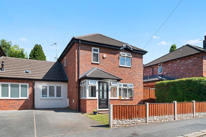 3 Bedroom Detached House For Sale In Vale Road, Woolton, Liverpool, Merseyside., L25