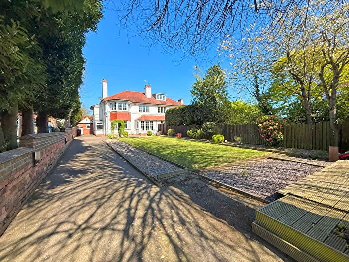 4 Bedroom Semi Detached House For Sale In Station Road, Scalby, YO13