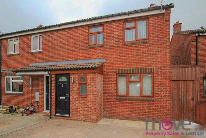 3 Bedroom Semi-Detached House To Rent In Rye Avenue, Cheltenham, GL51