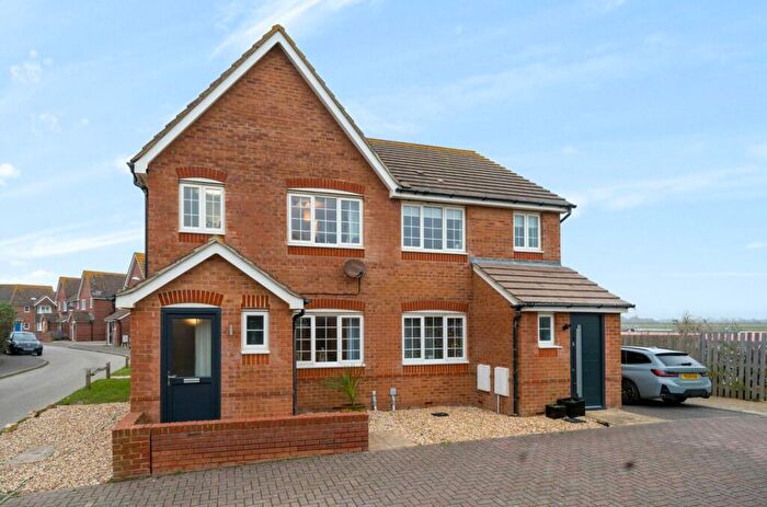 3 Bedroom Semi-Detached House For Sale In Tide Way, Bracklesham Bay, PO20